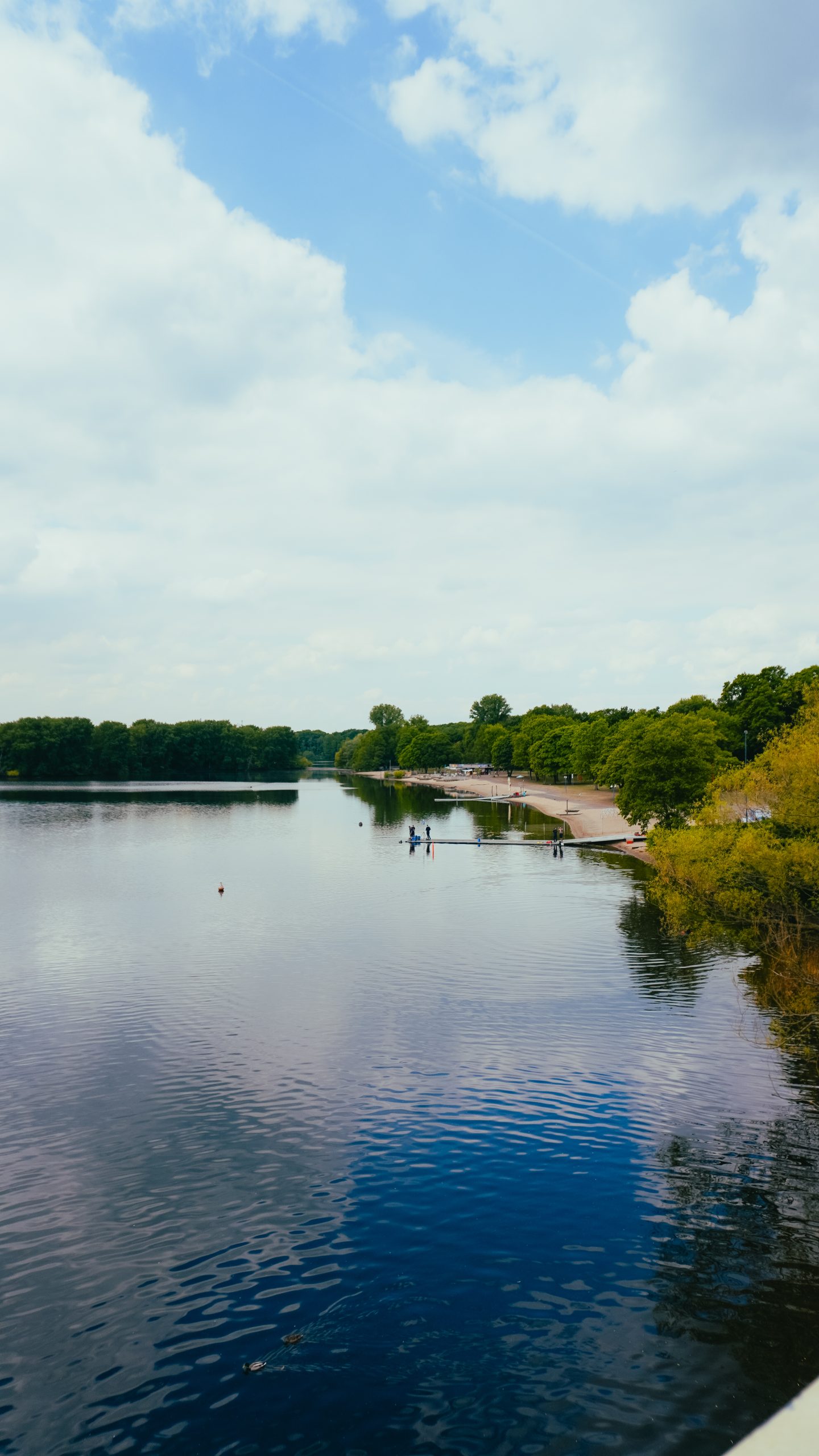 Das Foto zeigt die Sechs-Seen-Platte in Duisburg.