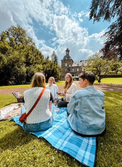 Das Foto zeigt das Schloss Hugenpoet in Essen.